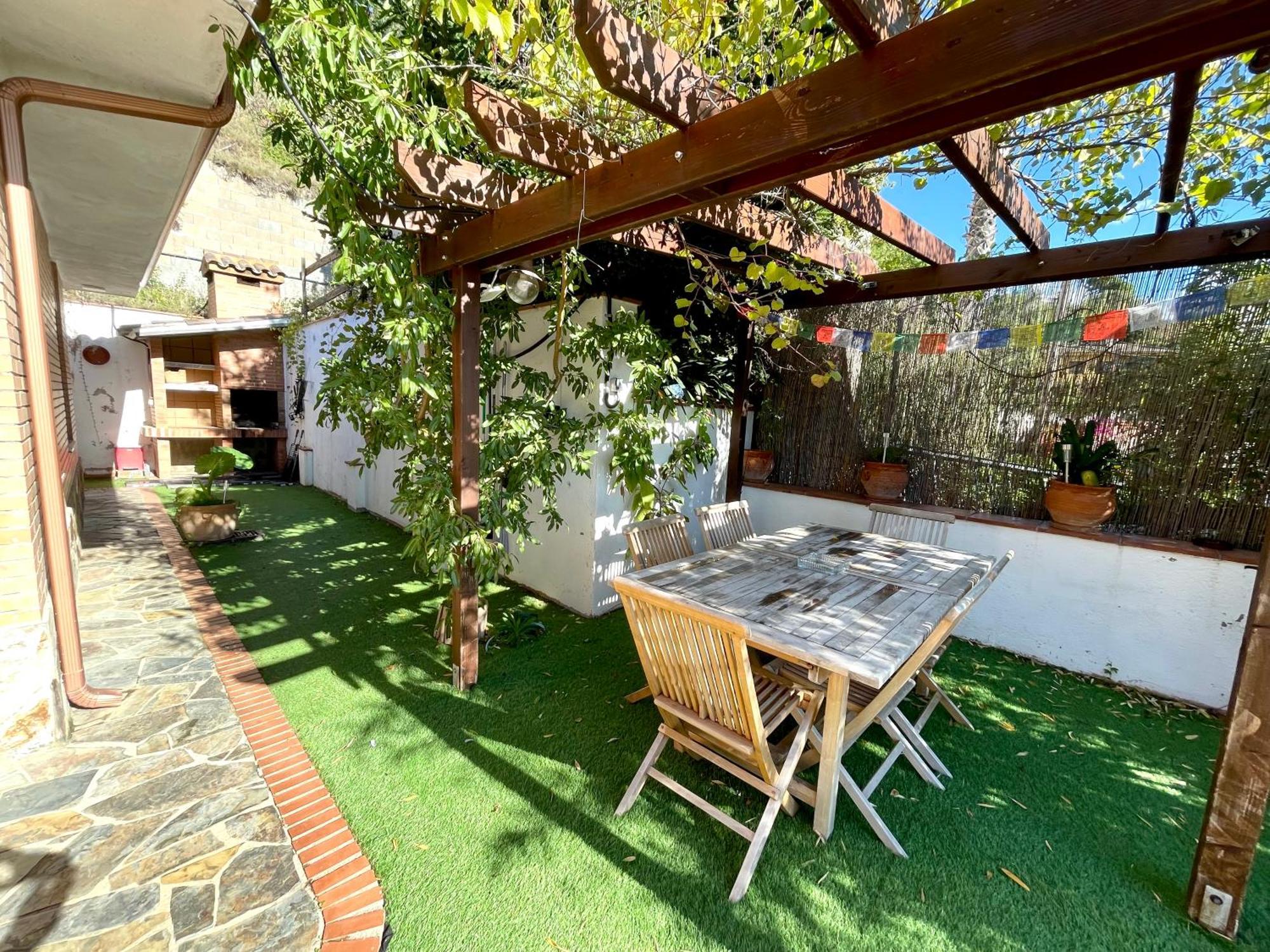 Casa Paraiso Piscina Tranquilidad * Sant Cebrià de Vallalta