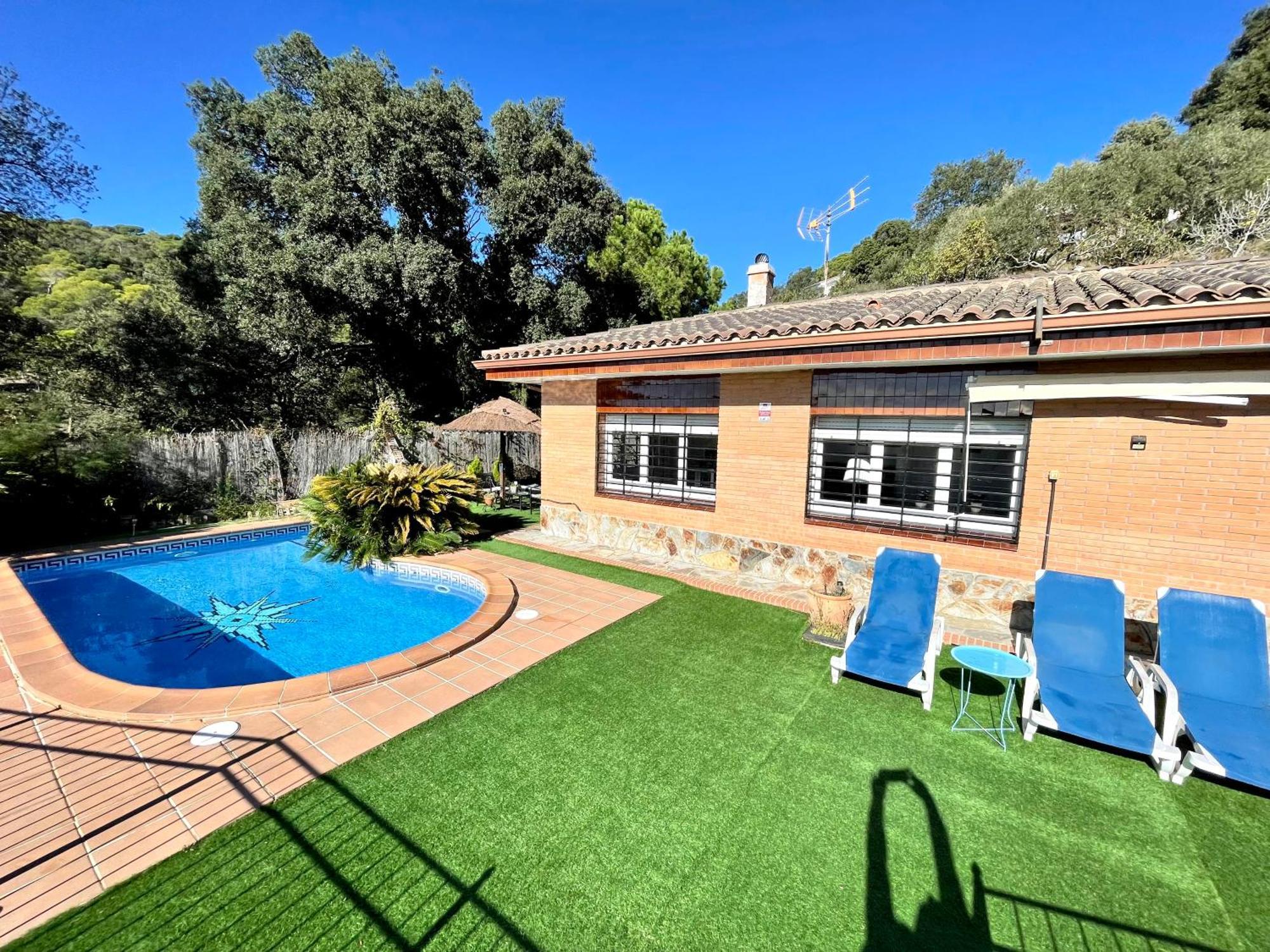 Casa Paraiso Piscina Tranquilidad * Sant Cebrià de Vallalta